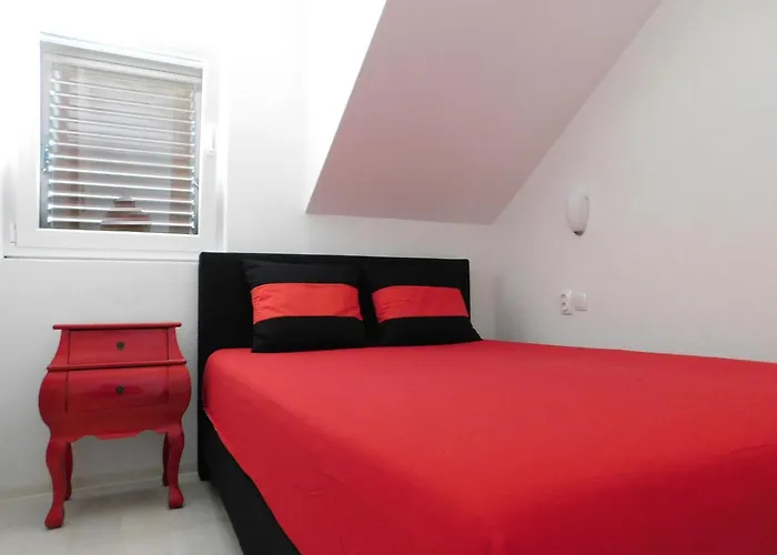 Renata - Bijeli * Povlja (Brac)